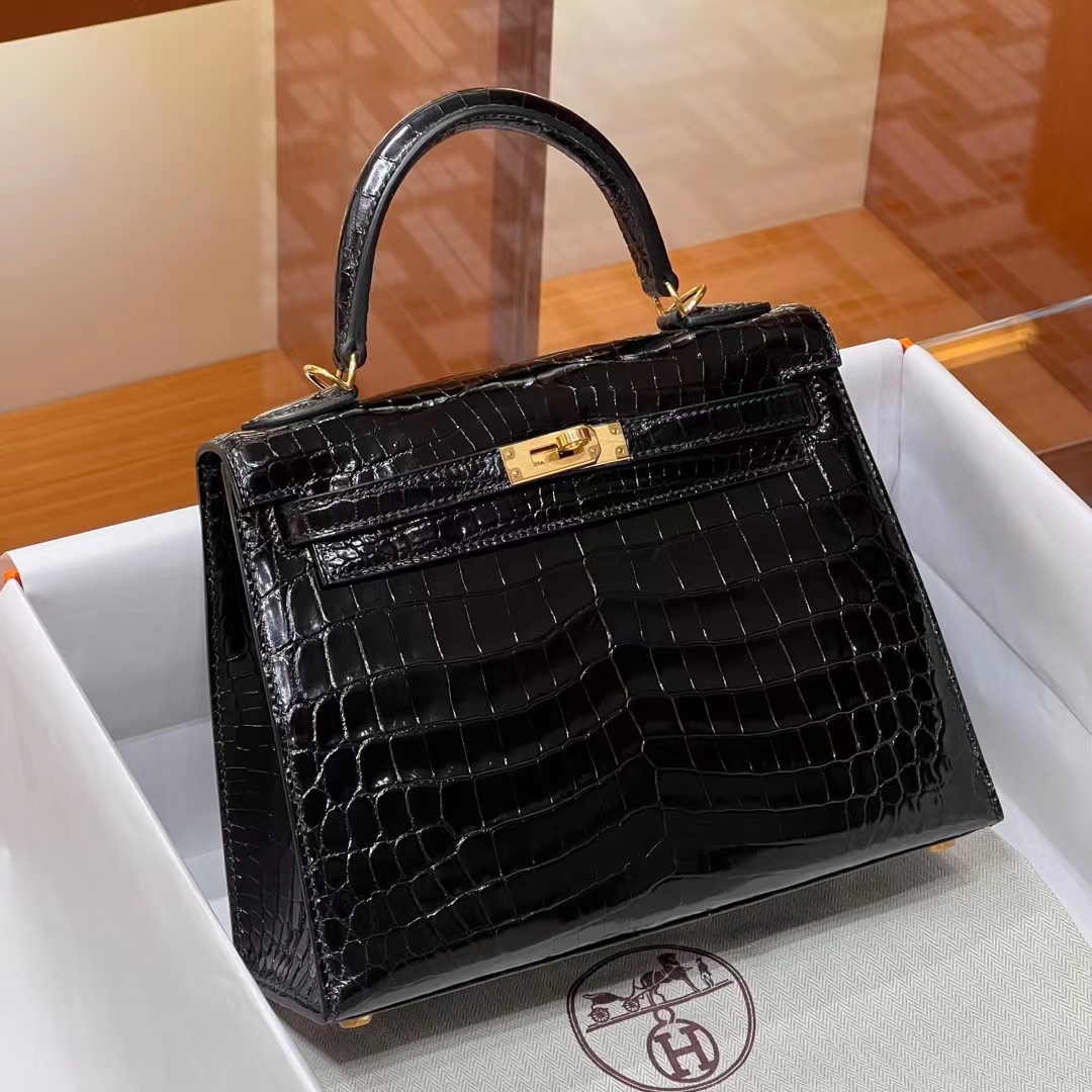 Chanel Gabrielle bag from God factory : r/Godfactory